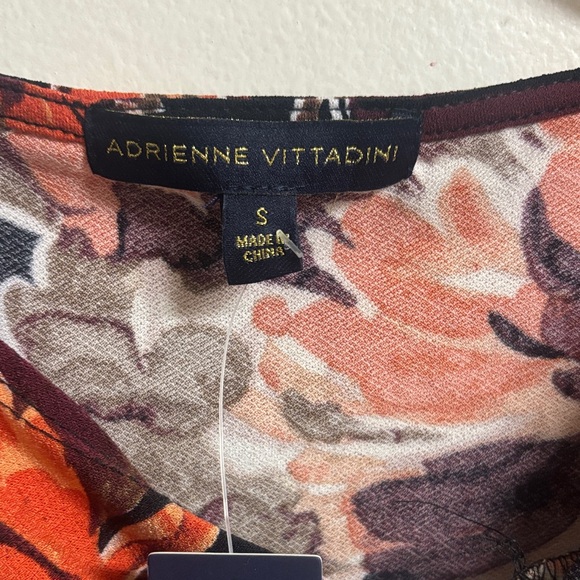 Adrienne Vittadini Red and Brown Floral Blouse - Picture 2 of 6